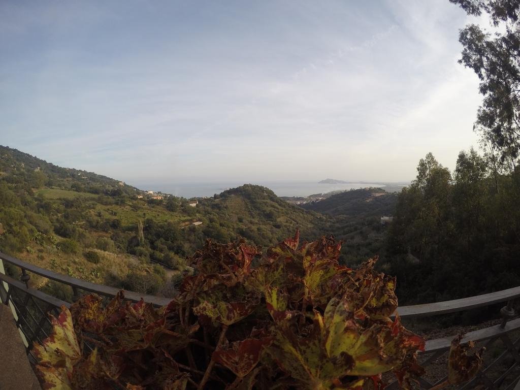 Appartamenti Con Vista Panoramica Santa Maria Navarrese Exterior photo